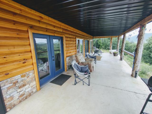 675 Ridge Top Rd