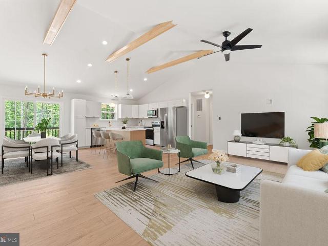 675 Vawter Corner Rd