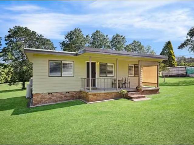 675a Dog Trap Road, SOMERSBY House for rent Listed by Gittoes.
