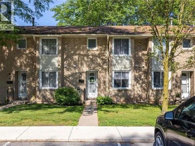 6767 Thorold Stone Road Unit# 77, Niagara Falls, ON, L2J 3W9 townhouse for sale | Listing ID 40847 | Royal LePage