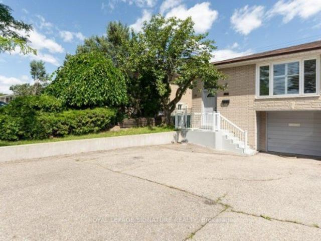 676 Abana Road, Mississauga, ON, L5A 1H4 house for sale | Listing ID W13692 | Royal LePage