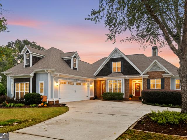 676 Lake Park North Drive