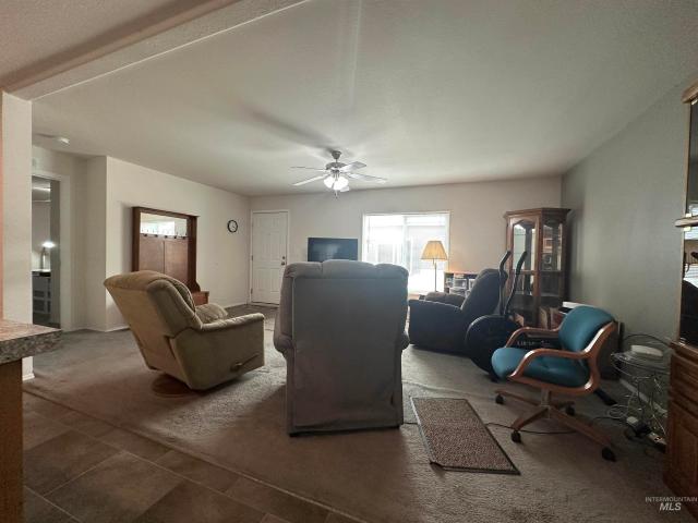 676 Liberty Lane