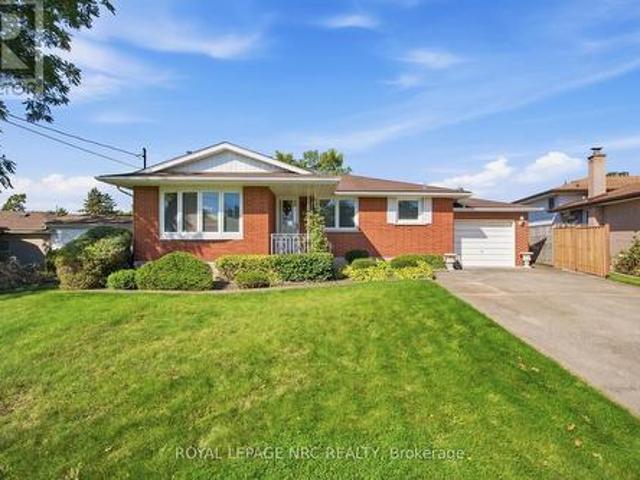 6771 Argyll Court, Niagara Falls Arad/Fallsview, ON, L2G 5E9 house for sale | Listing ID X13776 | Royal LePage