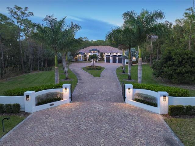 6771 Hunters Rd, Naples, FL 34109 | MLS #226009