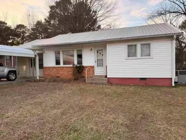 677 CRESTLINE DR, PIGGOTT, AR 72454