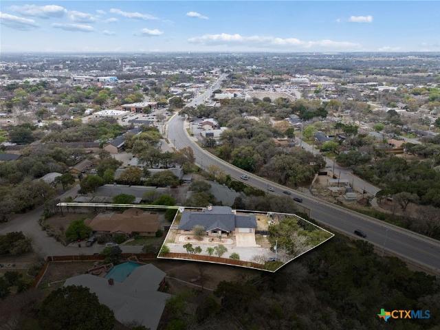 677 Floral Avenue, New Braunfels, US, TX