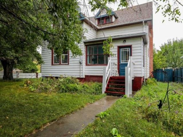 677 Frederick Street, Pincher Creek, AB, T0K 1W0 house for sale | Listing ID A2337 | Royal LePage