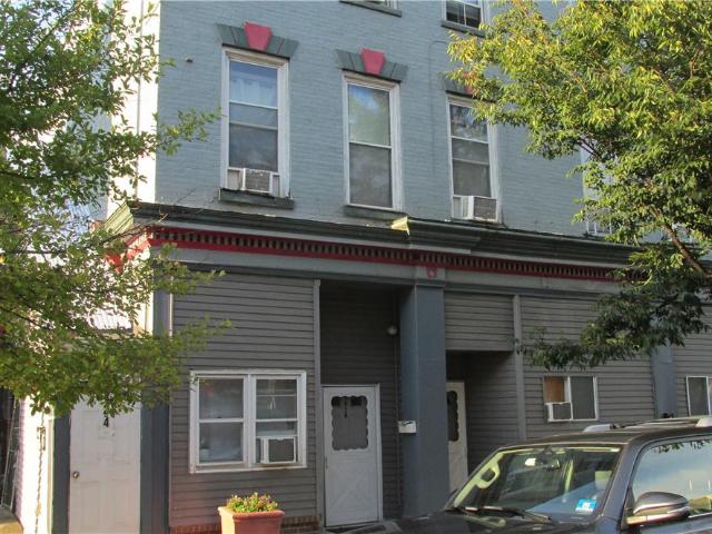 679 Northampton Street