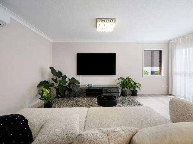 6/79 Queen Street