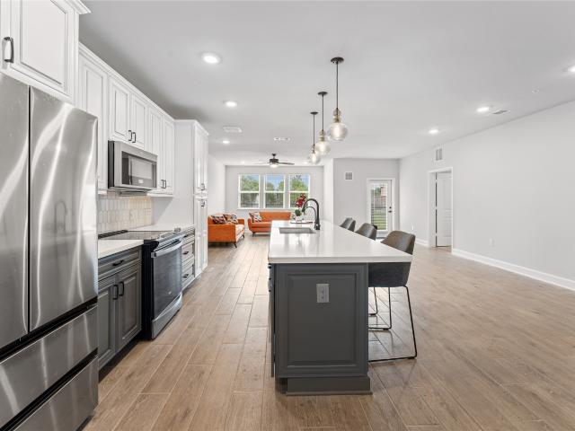 6804 Westview Drive 3103