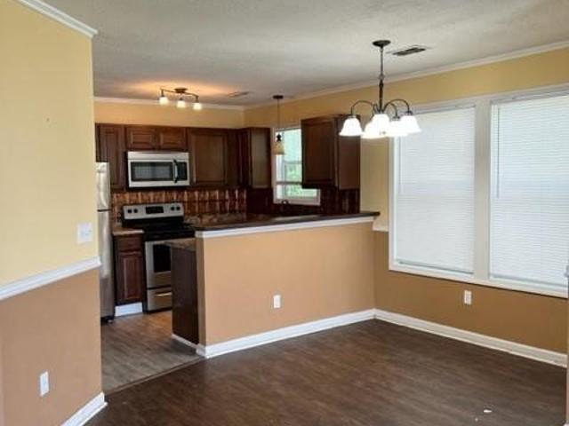 6804 Willowbrook Drive 1