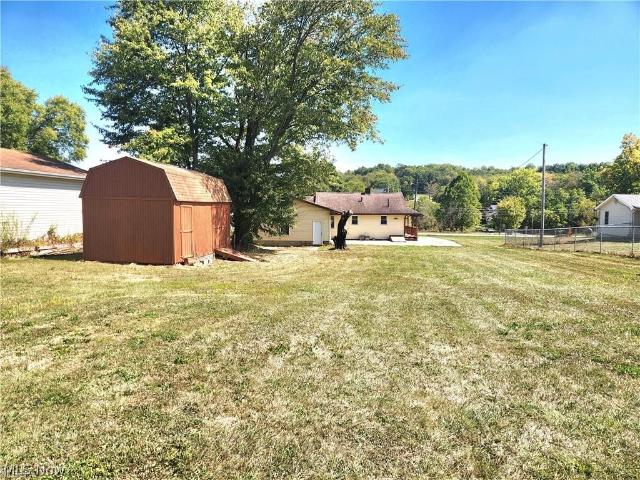 6805 Waynesburg Drive SE