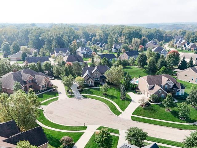 6807 Trailview Close