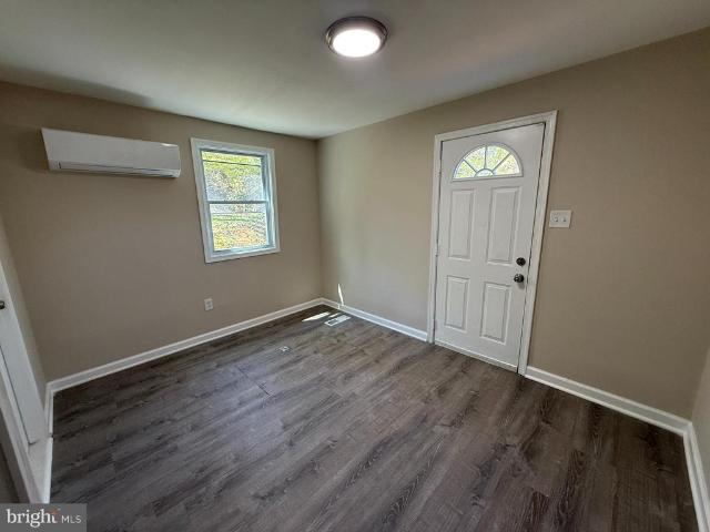 6809 Greenvale Parkway