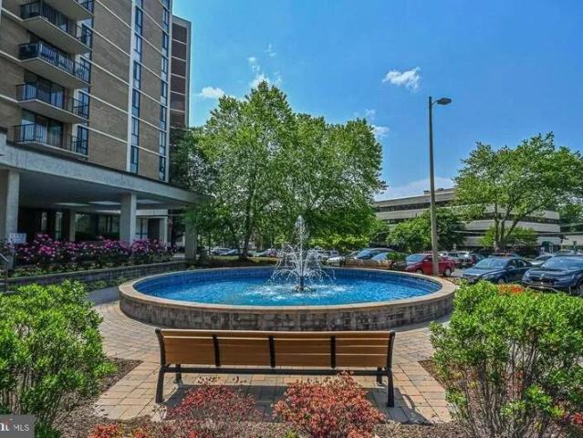 6800 Fleetwood Rd, Unit 818, McLean, VA 22101 | MLS #VAFX2298