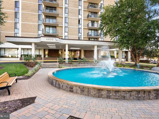 6800 Fleetwood Road # 520