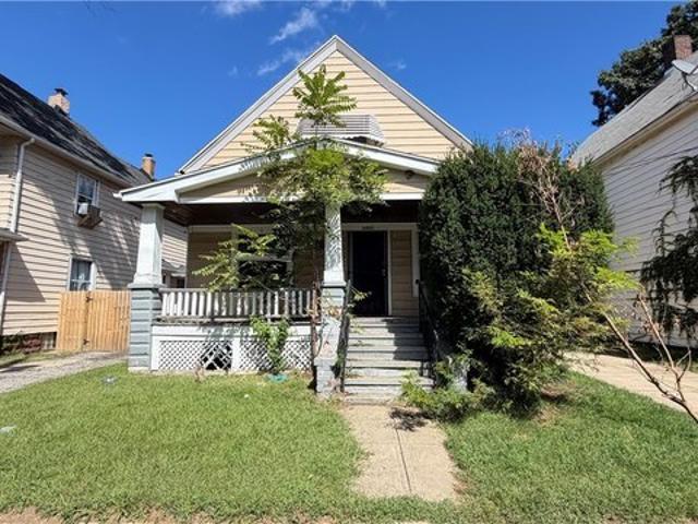 6801 Sebert Ave, Cleveland, OH 44105