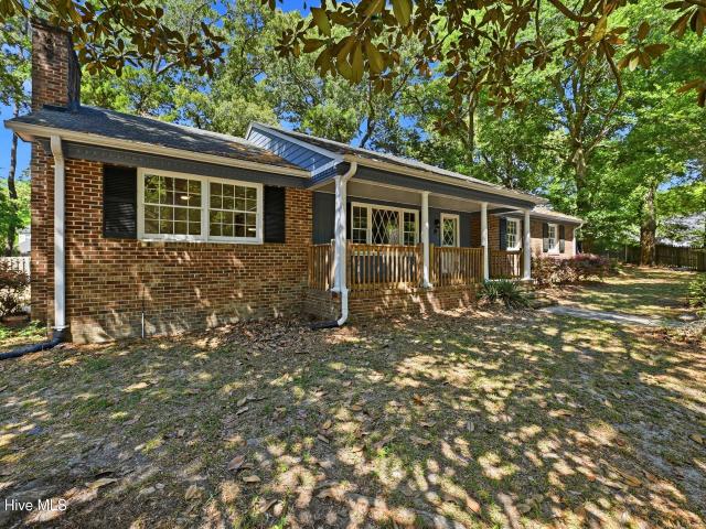 6803 Myrtle Grove Road