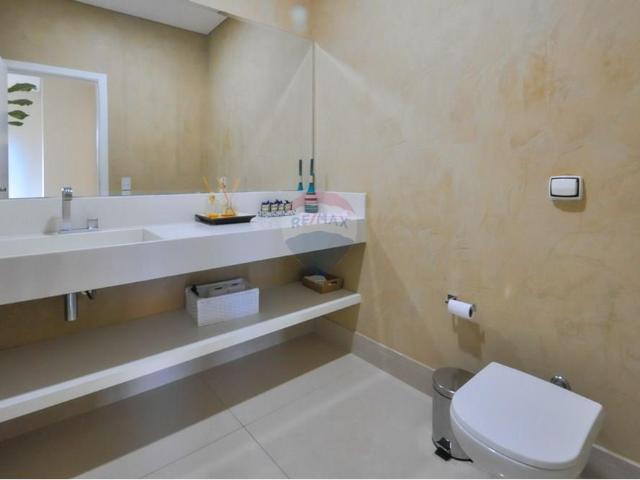 680 Área Útil Casa de Condomínio Alugar, 4 Dormitórios localizado em Rua Araras, 415, Marambaia, Vinhedo, São Paulo, 13287034 | Brasil