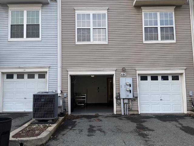 680 Orchard Ridge Dr, Unit 100, Gaithersburg, MD 20878 | MLS #MDMC2218