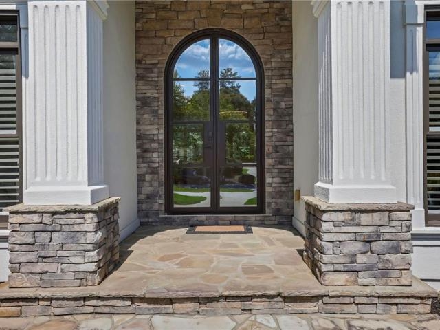 6815 Sunbriar Drive