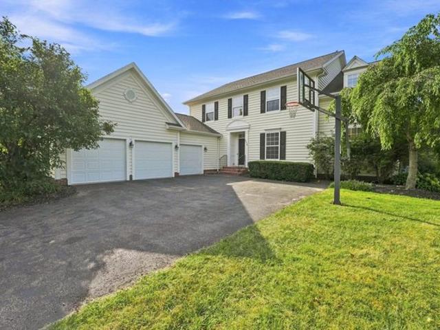 6816 Bishops Wood Dr, New Albany, OH 43054