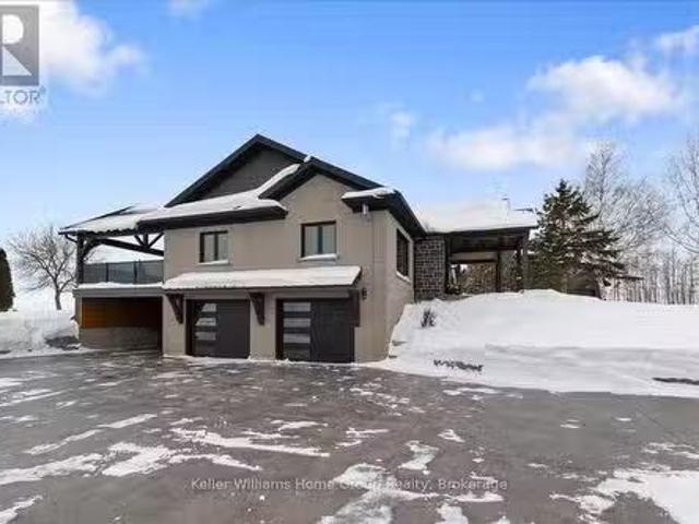 6817 Wellington 9 Road, Mapleton, ON, N0K 2K0 house for sale.