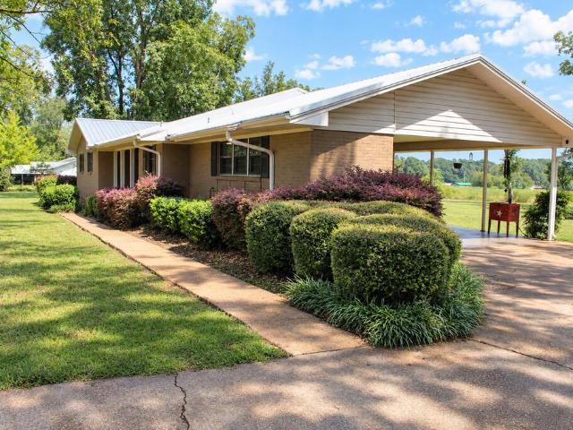 6818 County Rd 1