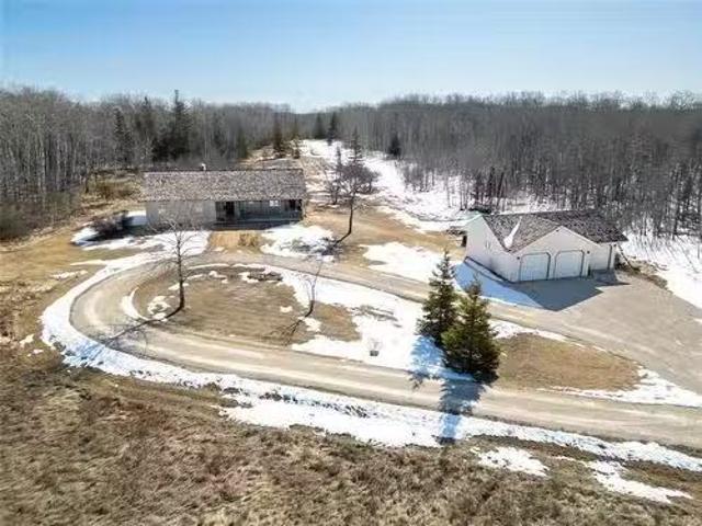 68103 Rd 41E Road, Brokenhead Rm, MB, R0E 0C0 house for sale.