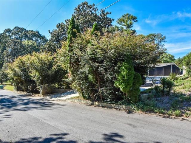 6810 Sunny Brook Lane