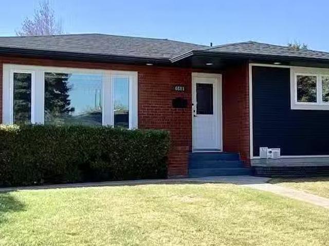 6811 98A Avenue, Edmonton, AB, T6A 0B9 house for sale Listi.