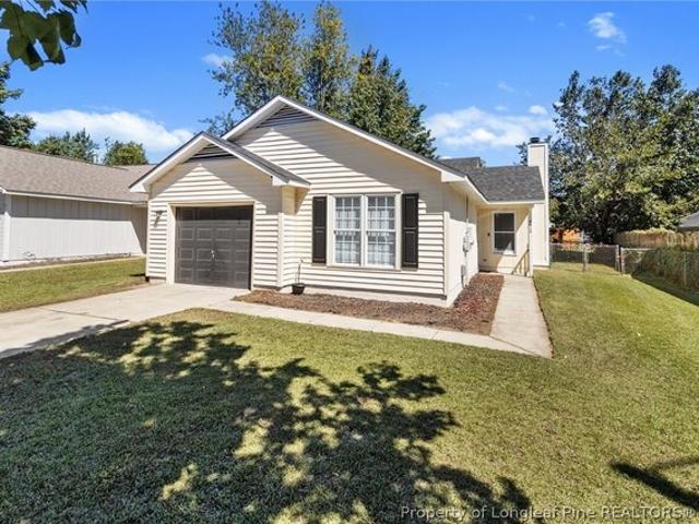 6812 Shawcross Ln, Fayetteville, NC 28314