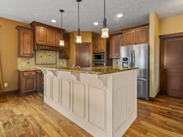 6813 E Limestone Cir, Sioux Falls, US, SD