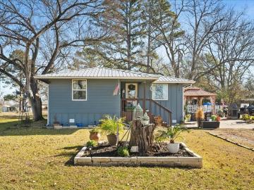 681 Briggs Blvd, East Tawakoni, TX 75472 | MLS #21298