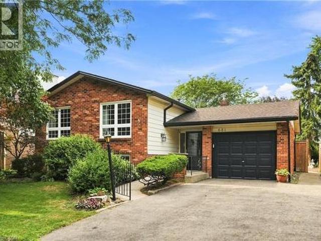 681 Empress Crescent, Burlington, ON, L7L 5E9 house for sale | Listing ID 40855 | Royal LePage