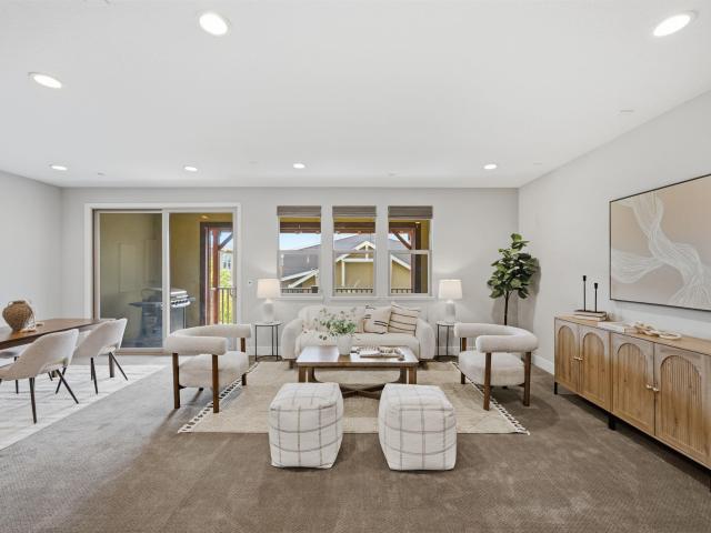 681 Sandalwood Drive 4