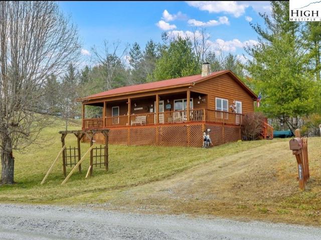 681 Rachel Way