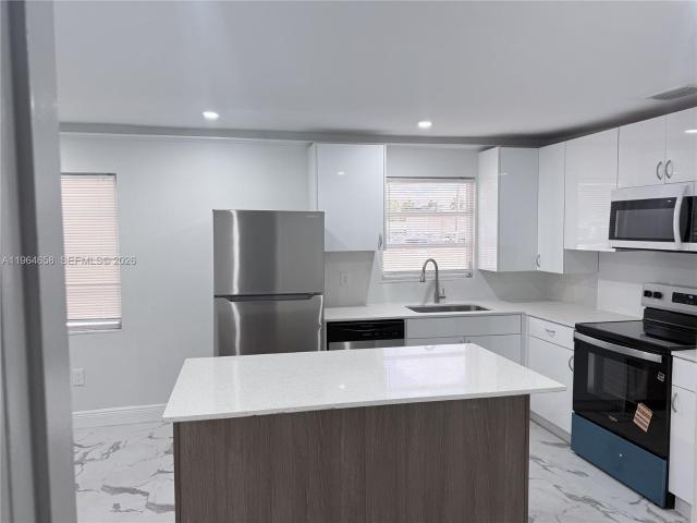 6829 SW 25th St, Miami, FL 33155 | MLS #A11964