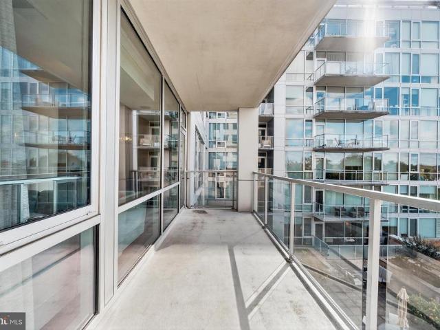 6820 Wisconsin Avenue # 4006