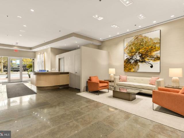 6820 Wisconsin Avenue # 5013