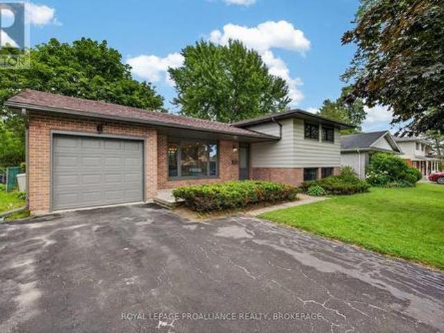 682 Carnaby Street, Kingston South Of Taylor Kidd Blvd, ON, K7M 5M7 house for sale | Listing ID X13571 | Royal LePage