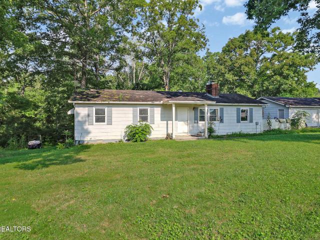 682 Dunbar Rd