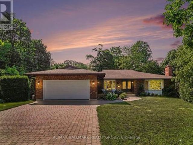 682 Kama Place, Ottawa, ON, K1J 8W2 house for sale | Listing ID X13564 | Royal LePage