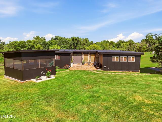 683 Clearview Drive