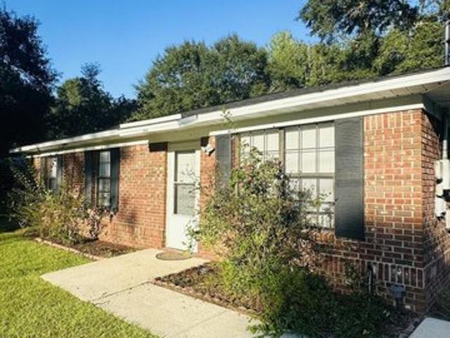684 N Commerce St, Slocomb, AL 36375