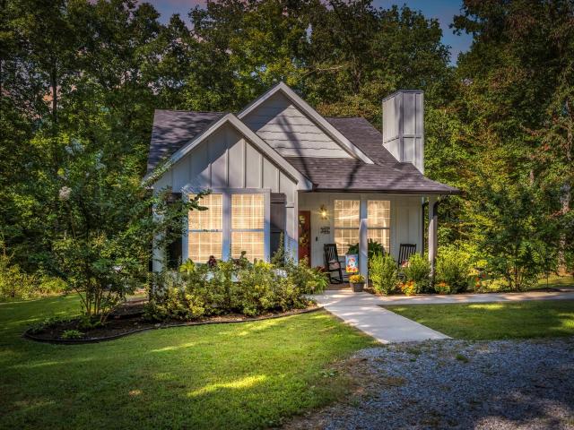 684 Slaydenwood Rd