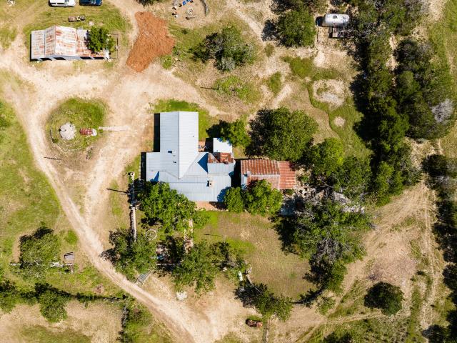 684 Stoneleigh Rd, Center Point, TX 78010 | MLS #9485