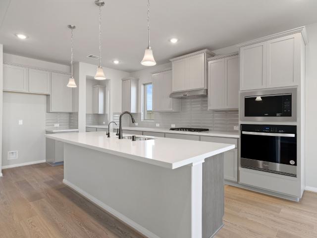 6851 Heirloom Drive