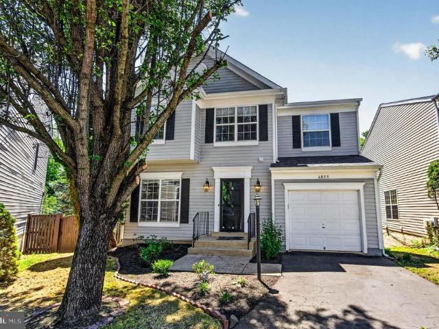 6853 Hollow Glen Court